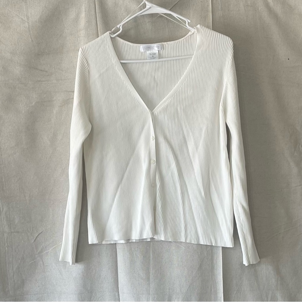 White Ribbed V-Neck Cardigan